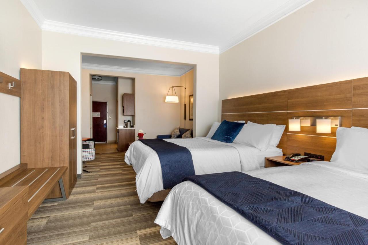 Holiday Inn Express Houston-Alvin By Ihg Εξωτερικό φωτογραφία