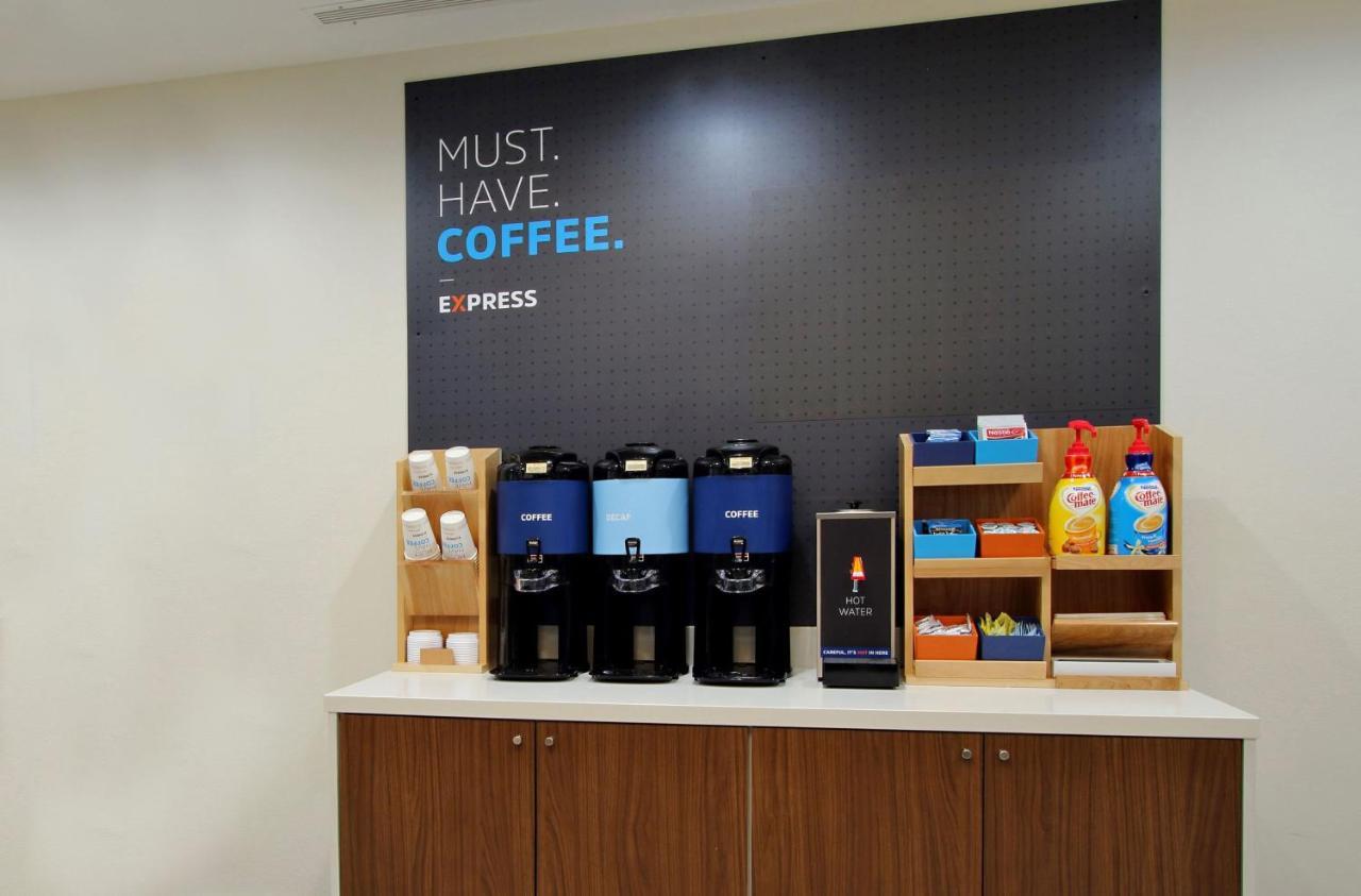 Holiday Inn Express Houston-Alvin By Ihg Εξωτερικό φωτογραφία